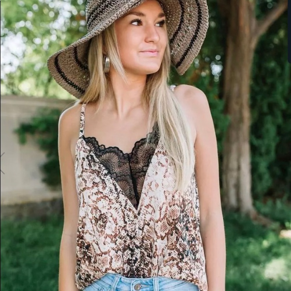 WILLOW & ROOT Snakeskin Print Tank Top